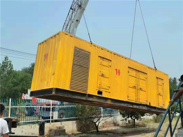 北京300KW柴油发电机组油耗是多少？