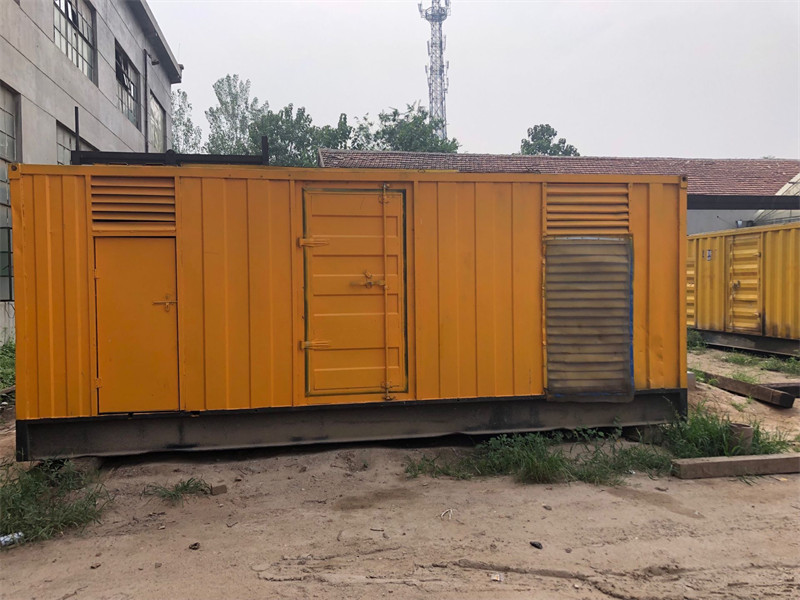 北京柴油发电机如何判断新机油是否已经完全充满机油滤清器？